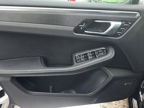 Used 2024 Porsche Macan GTS w/ Premium Plus Package image 9