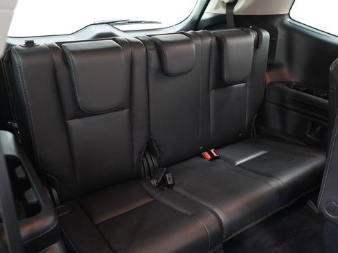 Used 2023 Subaru Ascent Limited AWD/4WD image 16