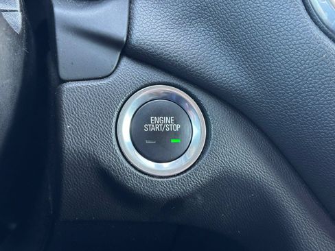 Used 2019 Chevrolet Equinox LT AWD/4WD image 13