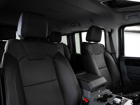 New 2026 INEOS Grenadier image 35