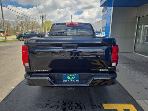 Certified 2023 Chevrolet Colorado W/T w/ WT Convenience Package AWD/4WD image 9