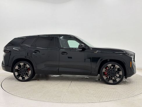 Used 2023 BMW XM AWD/4WD image 8
