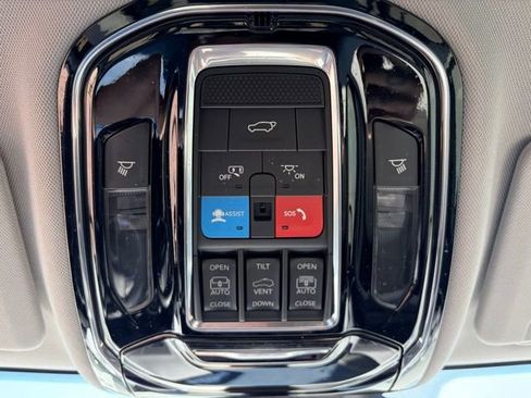 Certified 2023 Jeep Grand Cherokee L Overland w/ Rear Seat Video Group I image 30