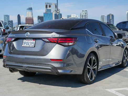 Used 2020 Nissan Sentra SR w/ Premium Package FWD image 6