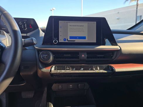 Certified 2023 Toyota Prius Prime SE image 26