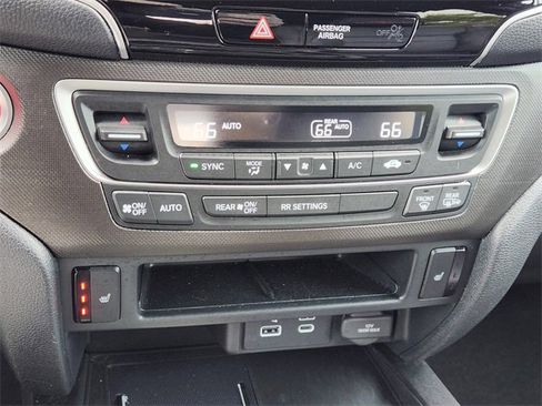 Certified 2024 Honda Passport TrailSport image 25