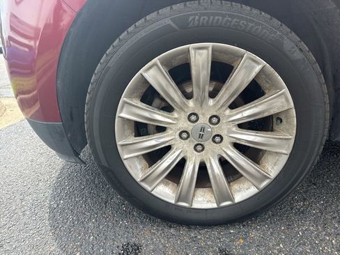 Used 2014 Lincoln MKX FWD w/ Equipment Group 101A image 12