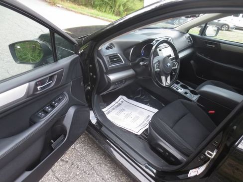 Used 2016 Subaru Legacy 2.5i Premium AWD/4WD image 7