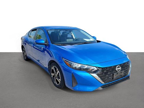 Certified 2025 Nissan Sentra SV FWD image 2