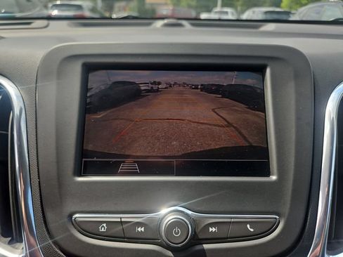 Used 2023 Chevrolet Equinox LT FWD image 21