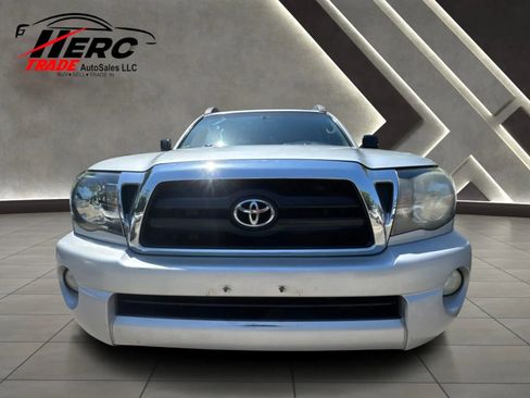 Used 2005 Toyota Tacoma PreRunner RWD image 53
