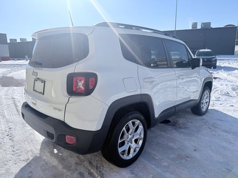 Used 2018 Jeep Renegade Latitude image 5