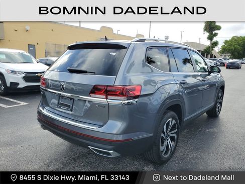 Used 2023 Volkswagen Atlas SEL image 3