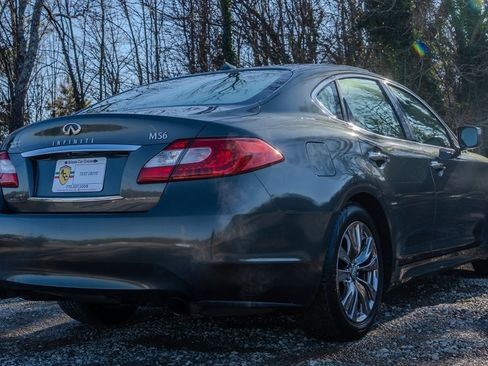 Used 2011 INFINITI M56 image 5