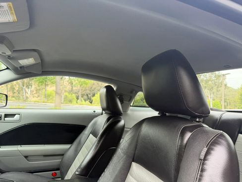 Used 2007 Ford Mustang GT Premium RWD image 11