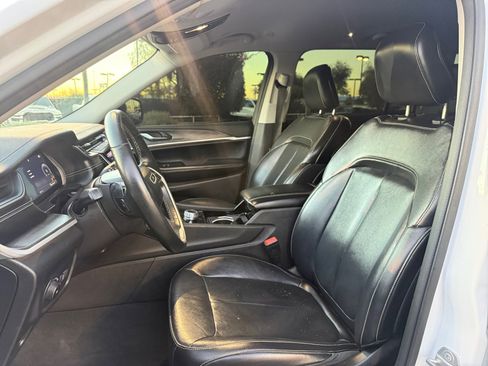 Certified 2021 Jeep Grand Cherokee L Limited image 12