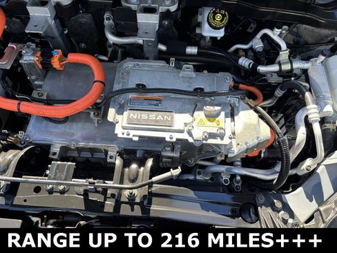 Used 2024 Nissan Ariya FWD image 6