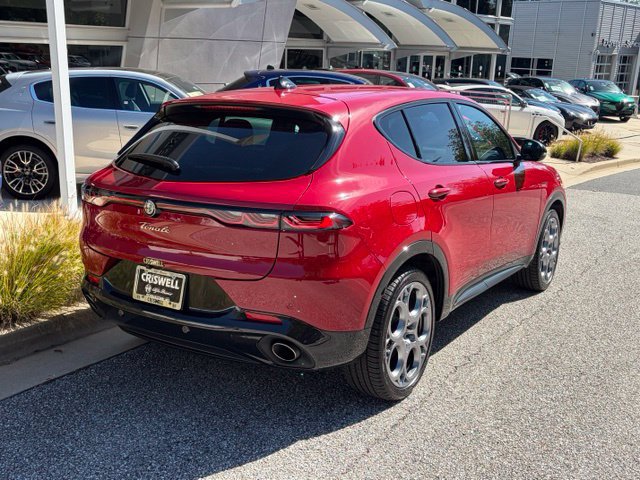 Used 2024 Alfa Romeo Tonale Veloce AWD/4WD image 4