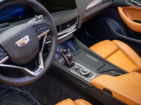 Certified 2025 Cadillac CT5 Premium Luxury w/ Platinum Package AWD/4WD image 14
