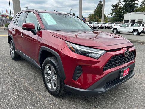 Used 2024 Toyota RAV4 XLE w/ Convenience Package AWD/4WD image 3