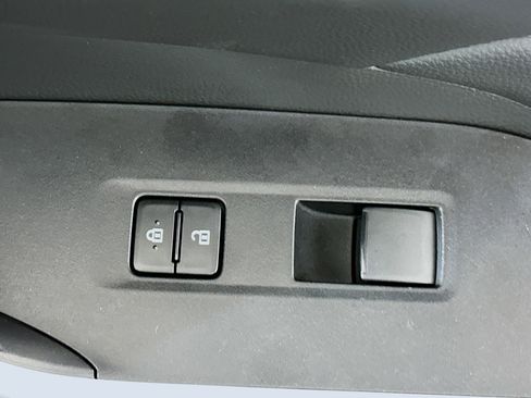 Used 2025 Toyota RAV4 LE image 28