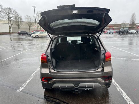 Used 2018 Mitsubishi Outlander Sport ES image 16