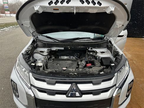 Used 2022 Mitsubishi Outlander Sport ES image 27