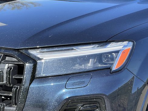 Certified 2025 Audi Q7 2.0T Premium w/ Convenience Plus Package image 7