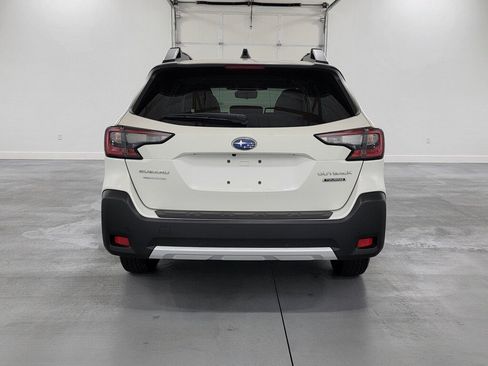 Used 2025 Subaru Outback Touring w/ Tech Package 3 image 7