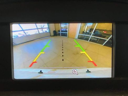 Used 2018 Ford Escape SE image 20