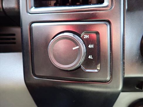 Used 2016 Ford F150 XL w/ Equipment Group 101A Mid AWD/4WD image 16