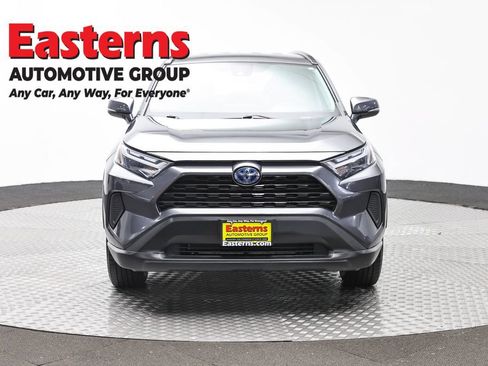 Used 2023 Toyota RAV4 LE AWD/4WD image 2