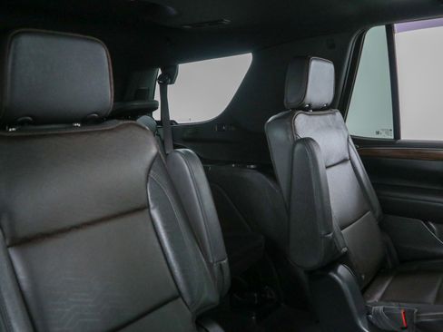 Used 2023 Chevrolet Tahoe High Country w/ Advanced Technology Package AWD/4WD image 34