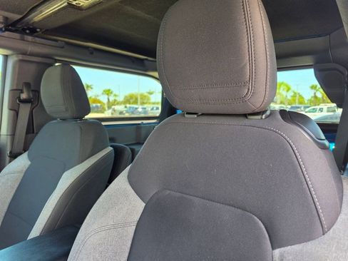 Used 2023 Ford Bronco 2-Door AWD/4WD image 9