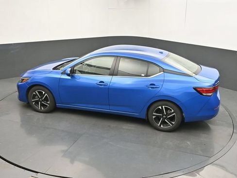 Used 2024 Nissan Sentra SV FWD image 19