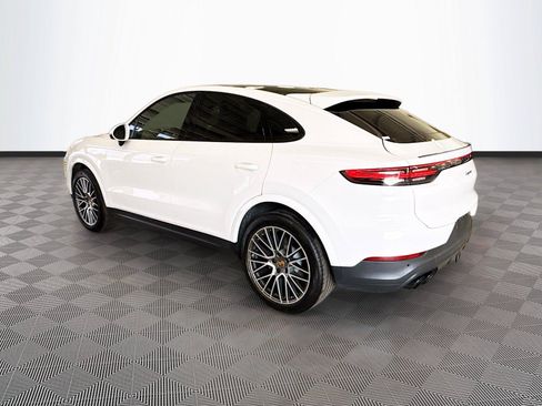 Used 2023 Porsche Cayenne Platinum Edition AWD/4WD image 4
