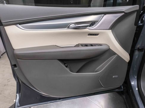 Used 2022 Cadillac XT5 Premium Luxury FWD image 25
