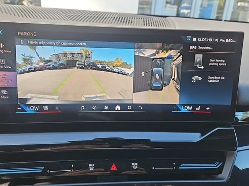 Used 2026 BMW 530i xDrive AWD/4WD image 19