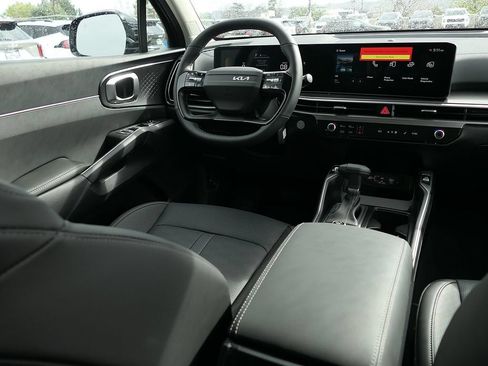 New 2026 Kia Sorento S FWD image 24