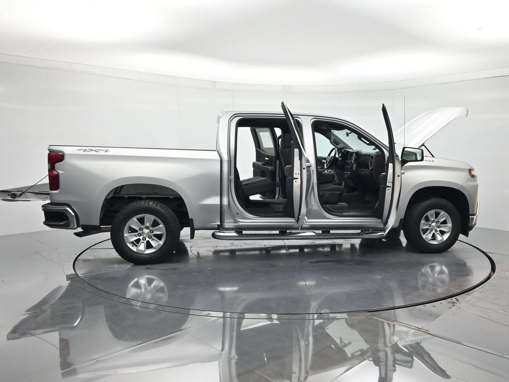 Certified 2021 Chevrolet Silverado 1500 LT AWD/4WD image 47