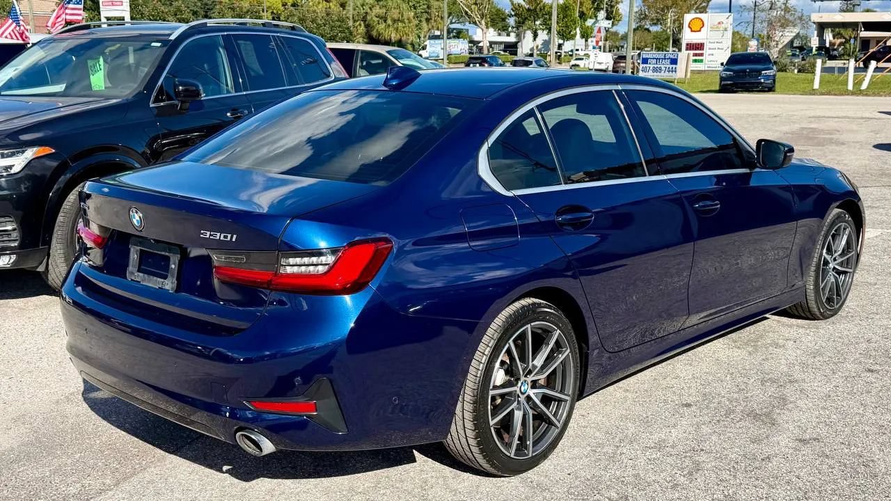 Used 2019 BMW 330i xDrive Sedan AWD/4WD image 4