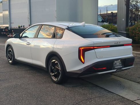 Used 2025 Kia K4 EX image 4