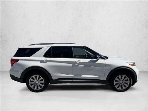 Used 2021 Ford Explorer Limited w/ Equipment Group 301A image 4