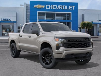 New 2026 Chevrolet Silverado 1500 Custom w/ LPO, Dark Essentials Package