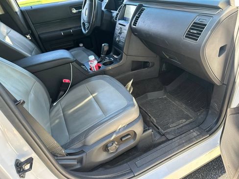 Used 2017 Ford Flex SEL w/ Equipment Group 202A FWD image 8