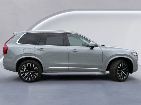New 2026 Volvo XC90 B6 Ultra image 3