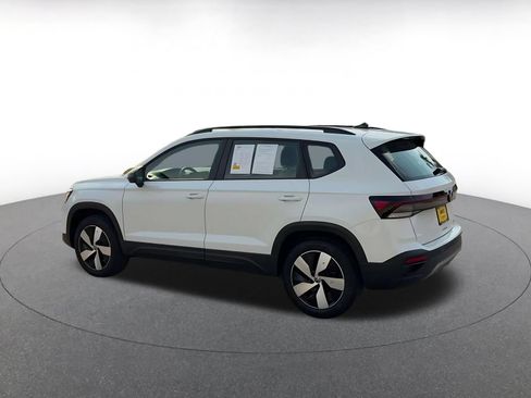 Used 2026 Volkswagen Taos S AWD/4WD image 8