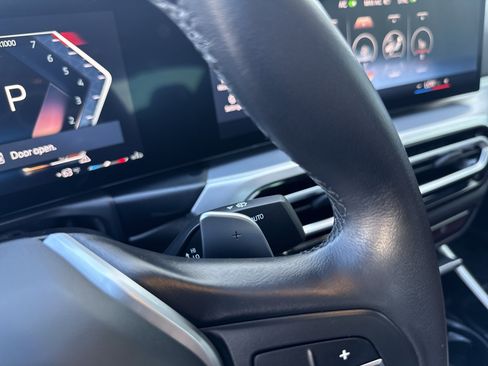 Used 2024 BMW 430i Coupe w/ Convenience Package image 37