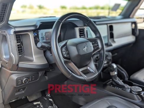 Used 2022 Ford Bronco Outer Banks AWD/4WD image 14