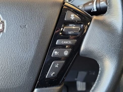 Used 2022 Nissan Armada SL w/ Captain's Chairs Package RWD image 30
